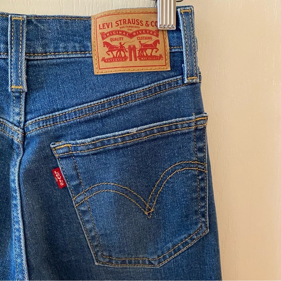 LEVI'S Wedgie High Rise Straight Leg Distressed Jeans - 25 - Picture 9 of 11